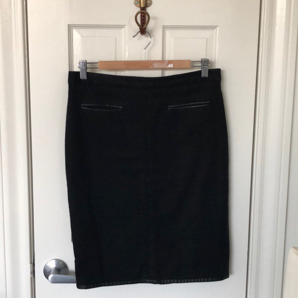 Club Monaco Pencil Skirt in Black